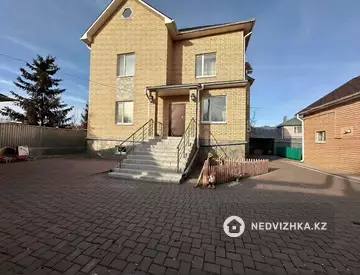 5-комнатный дом, 6.2 соток, 301 м²