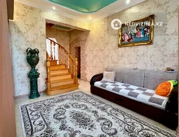 4-комнатный дом, 9.3 соток, 164 м²