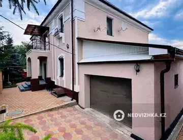 7-комнатный дом, 4.7 соток, 336 м²