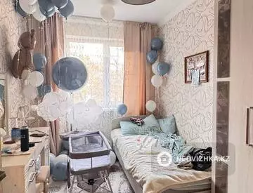 4-комнатная квартира, этаж 2 из 5, 80 м²