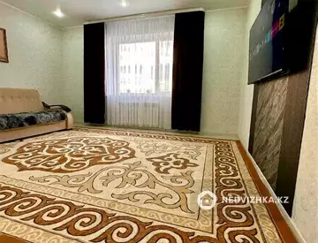 1-комнатная квартира, этаж 3 из 4, 48 м²