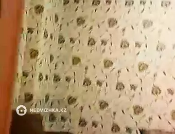 4-комнатная квартира, этаж 2 из 10, 80 м², на длительный срок