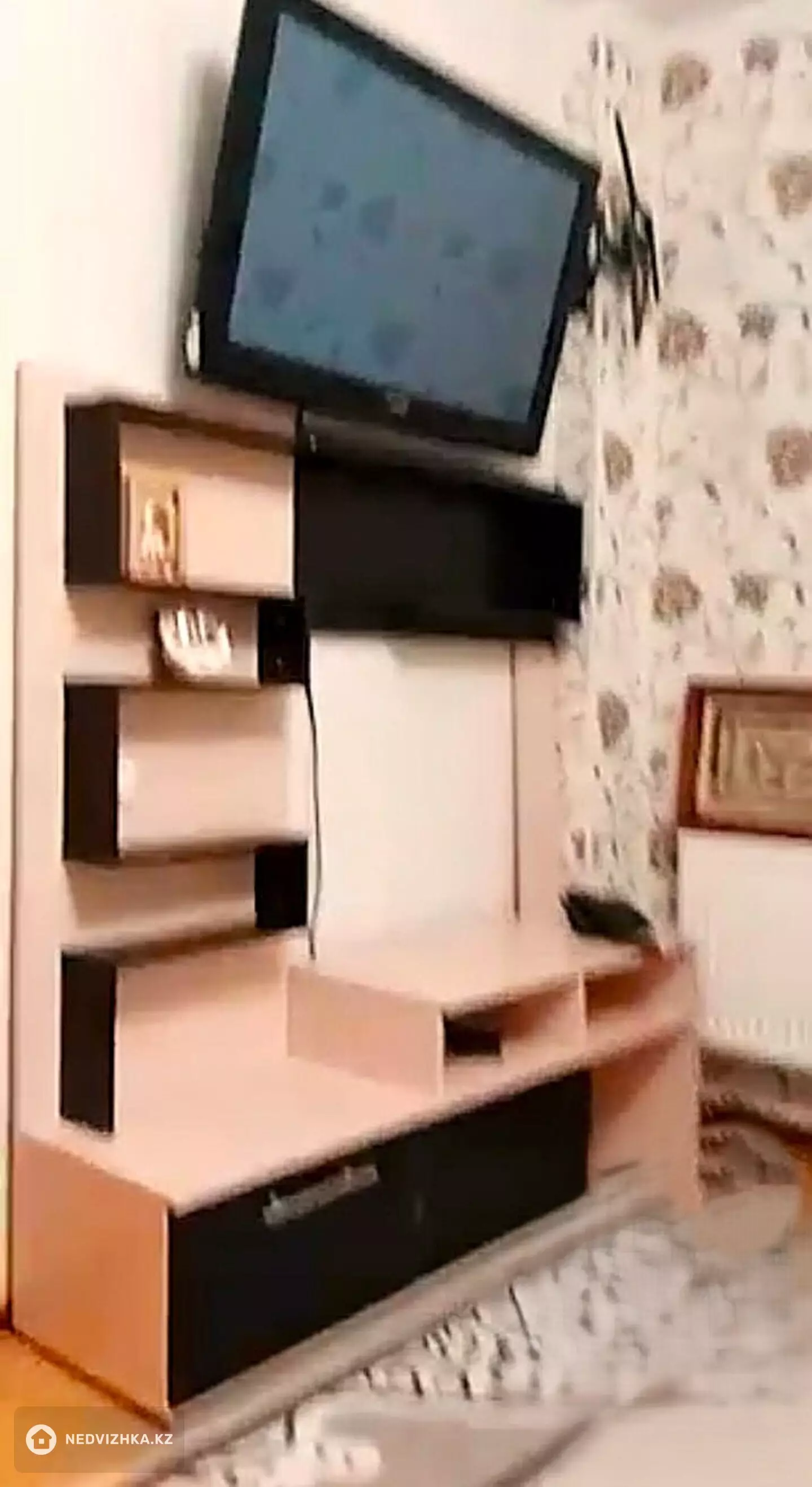 80 м², 4-комнатная квартира, этаж 2 из 10, 80 м², на длительный срок, изображение - 1