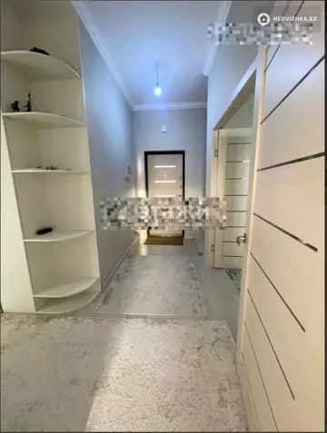 3-комнатная квартира, этаж 10 из 13, 89 м²