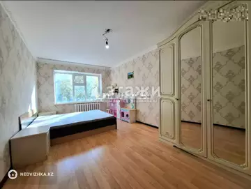 2-комнатная квартира, этаж 3 из 5, 44 м²