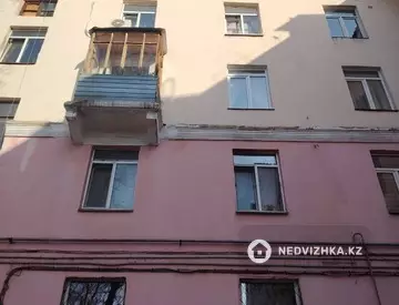 2-комнатная квартира, этаж 3 из 4, 53 м²