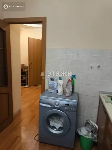 2-комнатная квартира, этаж 3 из 9, 54 м²