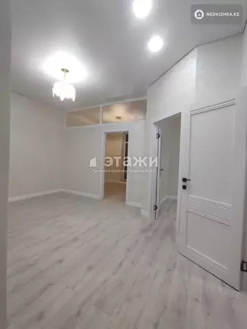 2-комнатная квартира, этаж 6 из 12, 38 м²
