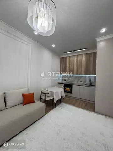 3-комнатная квартира, этаж 8 из 9, 56 м²