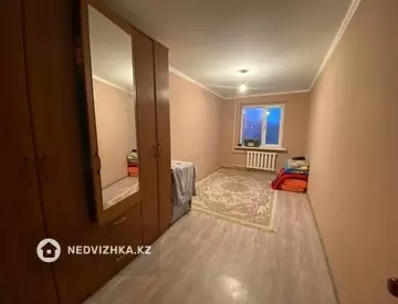 2-комнатная квартира, этаж 4 из 5, 45 м²