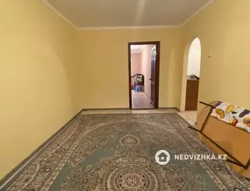 2-комнатная квартира, этаж 4 из 5, 45 м²