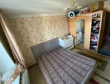 3-комнатная квартира, этаж 9 из 10, 62 м²