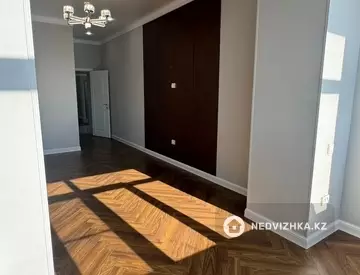 3-комнатная квартира, этаж 6 из 9, 106 м²