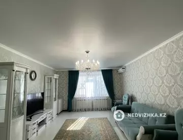 3-комнатная квартира, этаж 5 из 5, 109 м²