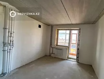 4-комнатная квартира, этаж 7 из 10, 142 м²