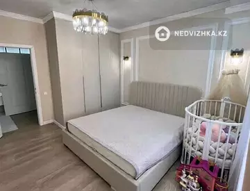 4-комнатная квартира, этаж 2 из 5, 115 м²