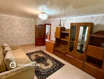 3-комнатная квартира, этаж 3 из 5, 63 м²
