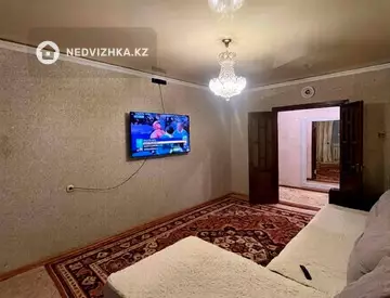 4-комнатная квартира, этаж 6 из 6, 81 м²