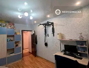 4-комнатная квартира, этаж 6 из 6, 81 м²