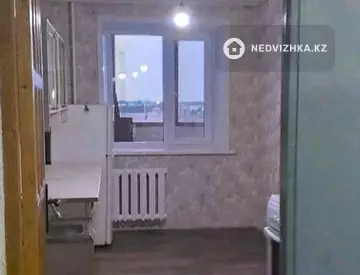 1-комнатная квартира, этаж 4 из 5, 35 м²