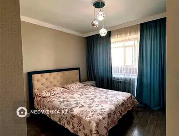 4-комнатная квартира, этаж 1 из 5, 102 м²
