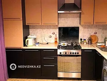 2-комнатная квартира, этаж 5 из 6, 51 м², на длительный срок