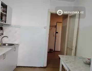 2-комнатная квартира, этаж 4 из 9, 50 м²