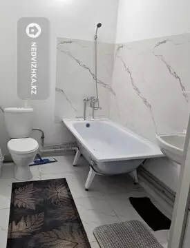 1-комнатная квартира, этаж 9 из 9, 41 м², на длительный срок