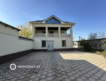 7-комнатный дом, 10 соток, 280 м²