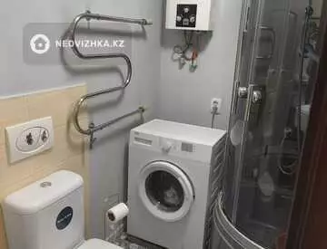 2-комнатная квартира, этаж 3 из 3, 40 м²