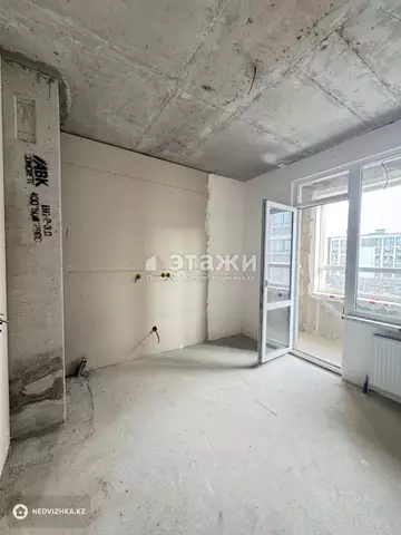 1-комнатная квартира, этаж 4 из 6, 36 м²