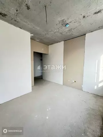1-комнатная квартира, этаж 4 из 6, 36 м²