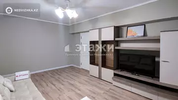 1-комнатная квартира, этаж 3 из 5, 45 м², на длительный срок