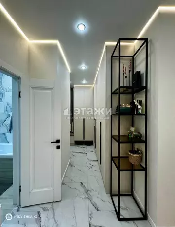 2-комнатная квартира, этаж 8 из 15, 71 м²