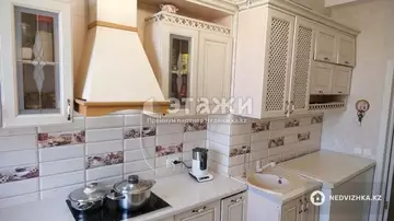 3-комнатная квартира, этаж 12 из 22, 130 м²