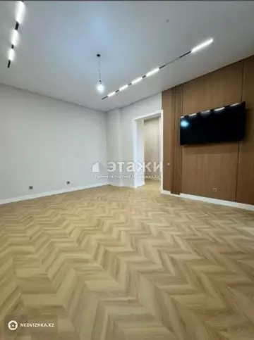2-комнатная квартира, этаж 14 из 20, 64 м²