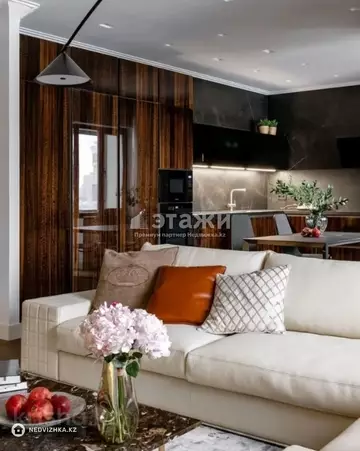 3-комнатная квартира, этаж 10 из 11, 107 м²