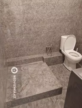 1-комнатная квартира, этаж 4 из 12, 30 м²