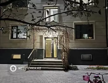 3-комнатная квартира, этаж 4 из 4, 95 м²