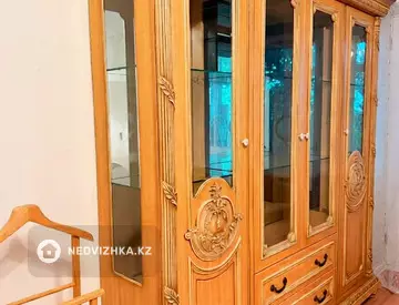 1-комнатная квартира, этаж 4 из 4, 32 м²