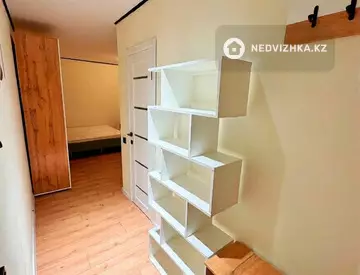 1-комнатная квартира, этаж 4 из 4, 32 м²