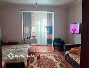 1-комнатная квартира, этаж 2 из 4, 54 м²