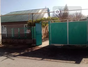 5-комнатный дом, 13.6 соток, 96 м²