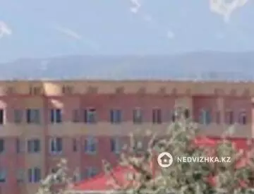 2-комнатная квартира, этаж 2 из 5, 57 м²