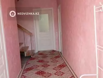 5-комнатная часть дома, 10 соток, 140 м², на длительный срок