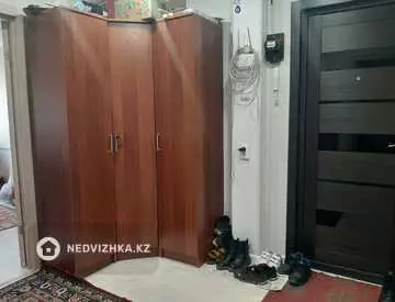 3-комнатная квартира, этаж 4 из 5, 62 м²