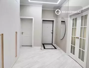 4-комнатная квартира, этаж 3 из 3, 115 м²