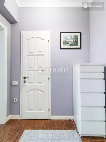 4-комнатная квартира, этаж 4 из 7, 95 м², на длительный срок