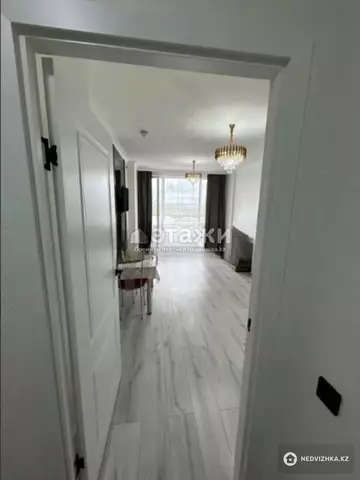 2-комнатная квартира, этаж 18 из 20, 52 м²