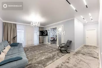 3-комнатная квартира, этаж 2 из 6, 130 м²